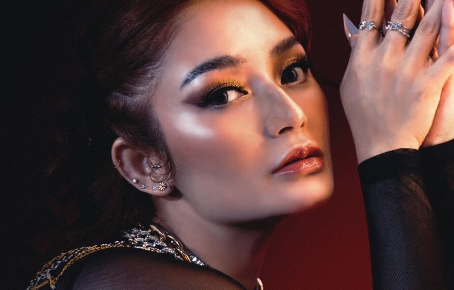 Siti Badriah Pilih Comeback Lewat Lagu Galau Berbalut Beat Elektronik