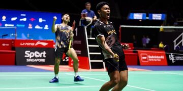 DEBUT POSITIF: Fajar Alfian/Muhammad Shohibul Fikri memastikan tiket empat besar Singapore Open 2026 usai menyingkirkan pasangan Malaysia, Goh Sze Fei/Nur Izzuddin. (Foto: PBSI)