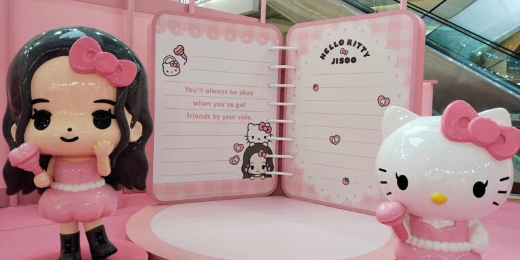 Jakarta Jadi Pembuka Exhibition kolaborasi Hello Kitty dan Jisoo BLACKPINK resmi hadir di Indonesia