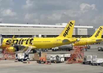Spirit Airlines Hentikan Operasi Mendadak, Maskapai AS Bersatu Bantu Penumpang Terlantar