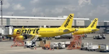 Spirit Airlines Hentikan Operasi Mendadak, Maskapai AS Bersatu Bantu Penumpang Terlantar