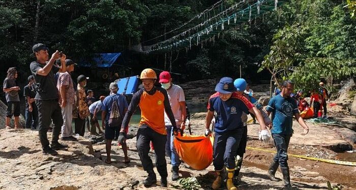 Jenazah Dua Turis Austria Korban Jatuh di Cunca Wulang Masih Tertahan di Labuan Bajo