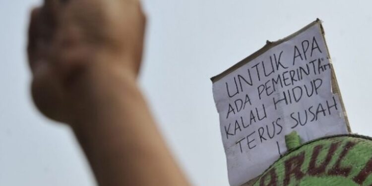 Dua Aksi Demo Mahasiswa Digelar di Jakarta Pusat Siang Ini, 214 Personel Disiagakan 1 Dua Aksi Demo Mahasiswa Digelar di Jakarta Pusat Siang Ini, 214 Personel Disiagakan