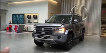 Denza B8 2026 Siap Tantang Land Cruiser 300, SUV PHEV Premium dengan Jarak Tempuh hingga 905 Km