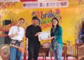 Mahasiswa LSPR Sukses Gelar Sorak Betawi Condet 8 Mahasiswa LSPR Sukses Gelar Sorak Betawi Condet