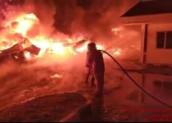 Rumah Dinas di TPU Jatinegara Terbakar, Diduga Akibat Korsleting Listrik