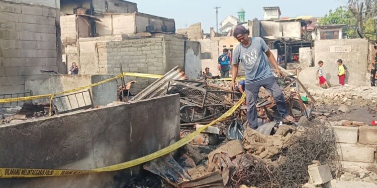 Kebakaran Kemayoran Sisakan Puing-Puing, 304 Bangunan Musnah dan 620 Warga Mengungsi