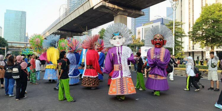 CFD Rasuna Said Dipadati Warga, Jadi Ruang Rekreasi hingga Pelestarian Budaya 1 CFD Rasuna Said Dipadati Warga, Jadi Ruang Rekreasi hingga Pelestarian Budaya