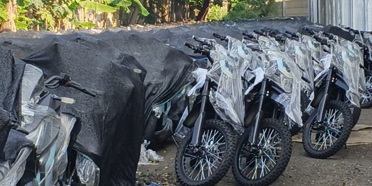 Istana Akan Tinjau Ulang Pengadaan Motor Listrik BGN, Program MBG Fokus ke Wilayah 3T