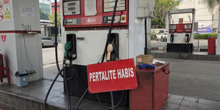 Kesepakatan Damai Iran-AS Dinilai Berpotensi Turunkan Harga Minyak dan Stabilkan Ekonomi Global 1 Kesepakatan Damai Iran-AS Dinilai Berpotensi Turunkan Harga Minyak dan Stabilkan Ekonomi Global