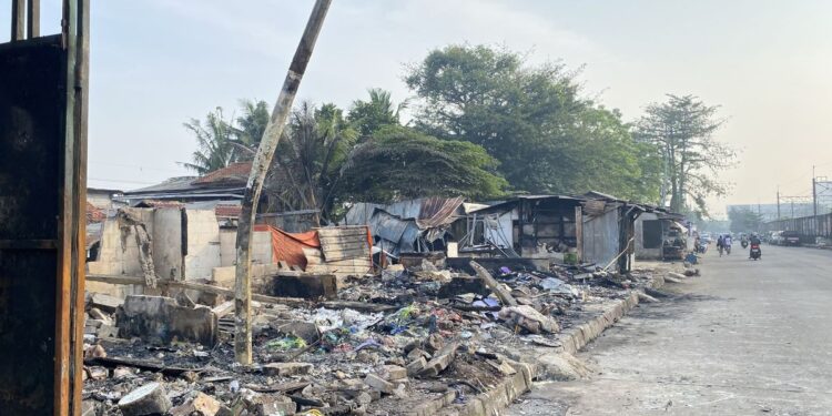 Potret Kampung Lio Depok Pasca Kebakaran, Warga Hanya Temukan Sisa Arang dan Puing Bangunan