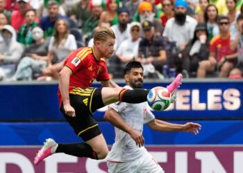 LAGA SERU: Aksi Kevin De Bruyne dalam laga Belgia vs Iran di Grup G Piala Dunia 2026 pada Senin (22/6/2026). (Foto: (c) AP Photo/Andre Penner)