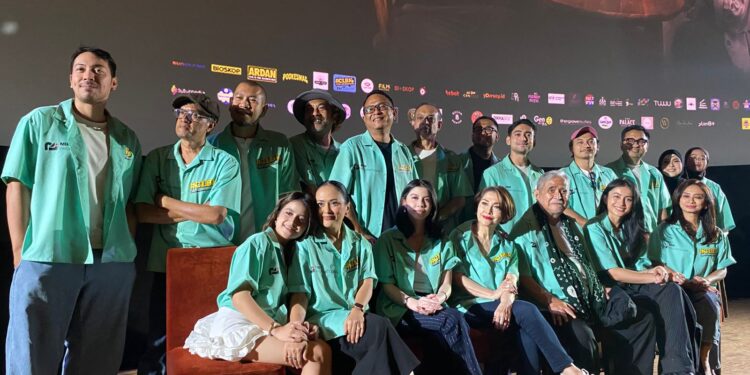 Main Film CLBK, Sintya Marisca Terpikat Sifat ‘Bapak-Bapak’ Khiva Iskak Saat Bangun Chemistry