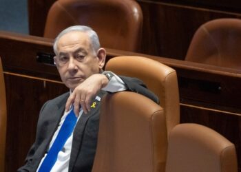 Frustrasi Dengan Trump, Netanyahu Klaim Rezim Iran Akan Jatuh 3 PUTUS ASA: Perdana Menteri Israel Benjamin Netanyahu menghadiri sebuah sesi sidang di parlemen Israel, Knesset, di Yerusalem, pada 17 Juli 2024. (Foto Ilustrasi: AP/Ohad Zwigenberg)