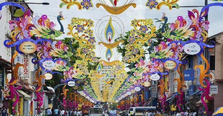 PENUH WARNA: Little India di Singapura adalah kawasan bersejarah dan pusat komunitas keturunan India yang menawarkan perpaduan unik antara pesona tradisional dan budaya Tamil. (Foto Ilustrasi: Dok./Little India)