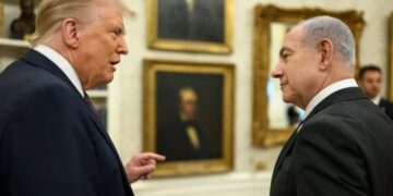 NEGARA SEKUTU: Presiden Amerika Serikat Donald Trump dan Perdana Menteri Israel Benjamin Netanyahu dalam satu momentum di Gedung Putih. (Foto Ilustrasi: Dok./ whitehouse.gov)