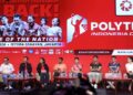 TURNAMEN BERGENGSI: Dari kiri, Wakil Ketua Umum I PP PBSI Taufik Hidayat, Ketua Umum PP PBSI M. Fadil Imran, Ketua Panitia Pelaksana Polytron Indonesia Open 2026 Achmad Budiharto, General Manager Corporate Communications Polytron Diantika, Alwi Farhan, Siti Fadia S. Ramadhanti, Daniel Marthin, M. Shohibul Fikri, Head of Customer Propositions & Partnership Marketing & Customer Experience HSBC Indonesia Fransisca Kallista Arnan, dan Kabid Humas PBSI Yuni Kartika pada konferensi pers di The Music Place, Fairmont, Tanah Abang, Jakarta Pusat pada Senin (1/6/2026). (FOTO: SHANTY AULIA/KORANINDOPOS.COM)
