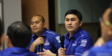 BERI SANGGAHAN: Kepala Badan Komunikasi Strategis Partai Demokrat Herzaky Mahendra Putra. (Foto: viva.co.id)