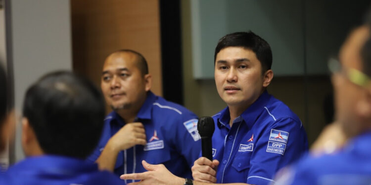 BERI SANGGAHAN: Kepala Badan Komunikasi Strategis Partai Demokrat Herzaky Mahendra Putra. (Foto: viva.co.id)