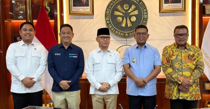 Perkuat Pelindungan di Titik Rawan, Kementerian P2MI Rangkul Pemprov Banten, Krakatau Steel, dan IKA Untirta 1 Perkuat Pelindungan di Titik Rawan, Kementerian P2MI Rangkul Pemprov Banten, Krakatau Steel, dan IKA Untirta