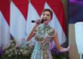 SAPA FANS: Icha Yang tampil di acara Jember Meraih Mimpi yang diselenggarakan Pemkab Jember, Jawa Timur. (Foto: Dok./Icha Yang)