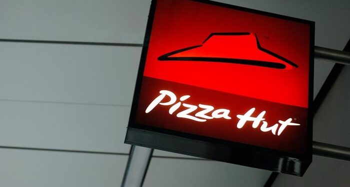 Pizza Hut Resmi Dijual Rp 47,8 Triliun, Hadapi Tekanan Persaingan dan Perubahan Tren Konsumen 1 Pizza Hut Resmi Dijual Rp 47,8 Triliun, Hadapi Tekanan Persaingan dan Perubahan Tren Konsumen