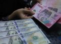 Dolar AS Menguat, Rupiah Melemah ke Level Rp17.960