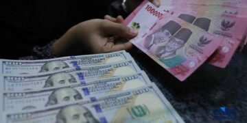 Dolar AS Menguat, Rupiah Melemah ke Level Rp17.960