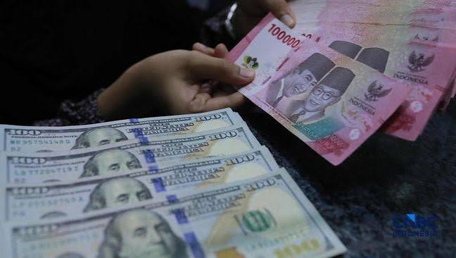 Dolar AS Menguat, Rupiah Melemah ke Level Rp17.960 1 Dolar AS Menguat, Rupiah Melemah ke Level Rp17.960