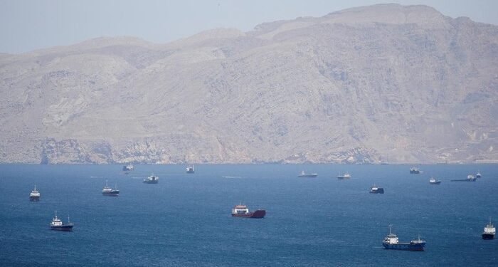 Iran Nyatakan Selat Hormuz Ditutup, Harga Minyak Dunia Kembali Melonjak 1 Iran Nyatakan Selat Hormuz Ditutup, Harga Minyak Dunia Kembali Melonjak