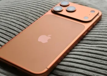 iPhone 17 Pro Hadir dengan Chip A19 Pro dan Apple Intelligence, Siap Tetapkan Standar Baru Smartphone Premium 2 iPhone 17 Pro Hadir dengan Chip A19 Pro dan Apple Intelligence, Siap Tetapkan Standar Baru Smartphone Premium