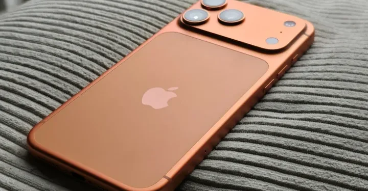 iPhone 17 Pro Hadir dengan Chip A19 Pro dan Apple Intelligence, Siap Tetapkan Standar Baru Smartphone Premium 1 iPhone 17 Pro Hadir dengan Chip A19 Pro dan Apple Intelligence, Siap Tetapkan Standar Baru Smartphone Premium