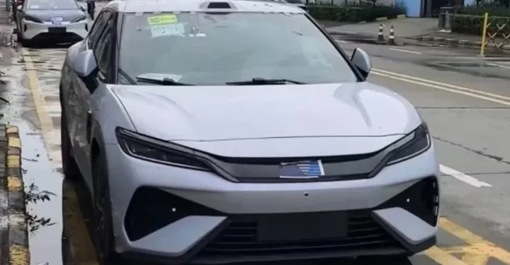 BYD Song L GT Kembali Tertangkap Uji Jalan, Fastback Crossover Listrik Siap Tampil Lebih Sporty