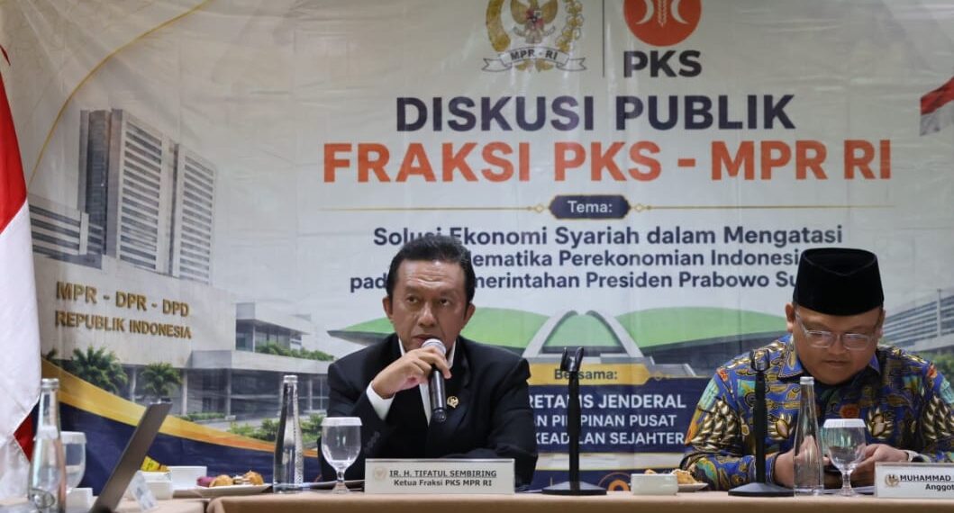 Fraksi PKS MPR RI Bahas Solusi Ekonomi Syariah untuk Perkuat Perekonomian di Era Pemerintahan Prabowo 1 Fraksi PKS MPR RI Bahas Solusi Ekonomi Syariah untuk Perkuat Perekonomian di Era Pemerintahan Prabowo