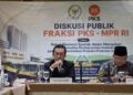 Fraksi PKS MPR RI Bahas Solusi Ekonomi Syariah untuk Perkuat Perekonomian di Era Pemerintahan Prabowo 9 Fraksi PKS MPR RI Bahas Solusi Ekonomi Syariah untuk Perkuat Perekonomian di Era Pemerintahan Prabowo
