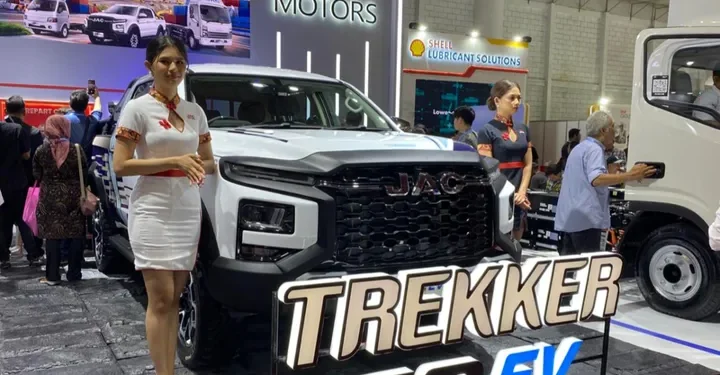 JAC Trekker T9 EV Tantang Toyota Hilux EV, Persaingan Pikap Listrik Indonesia Kian Memanas 1 JAC Trekker T9 EV Tantang Toyota Hilux EV, Persaingan Pikap Listrik Indonesia Kian Memanas