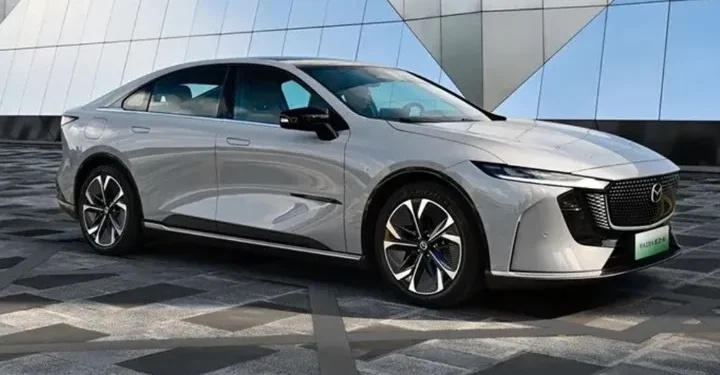 Mazda EZ-6 Dipastikan Meluncur di Indonesia, Sedan Listrik Pertama Mazda Siap Debut di GIIAS 2026