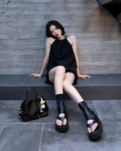 Kim You Jung CHARLES & KEITH