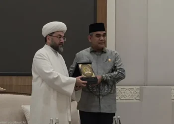 Bertemu Grand Mufti Uzbekistan, Ketua MPR Ahmad Muzani Perkuat Persahabatan dan Kerja Sama Wisata Religi 2 Bertemu Grand Mufti Uzbekistan, Ketua MPR Ahmad Muzani Perkuat Persahabatan dan Kerja Sama Wisata Religi