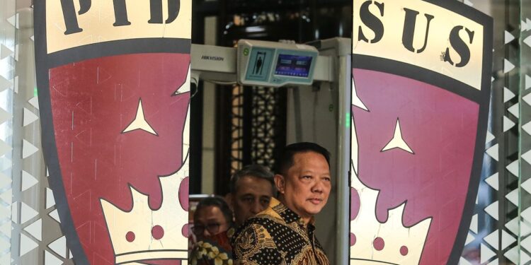Febrie Adriansyah Masih Jalani Pemeriksaan di Kejagung Sejak Siang 1 Febrie Adriansyah Masih Jalani Pemeriksaan di Kejagung Sejak Siang
