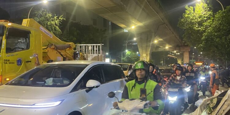 Pembongkaran JPO Tendean Rampung, Jalan Kapten Tendean Arah Blok M Kembali Dibuka