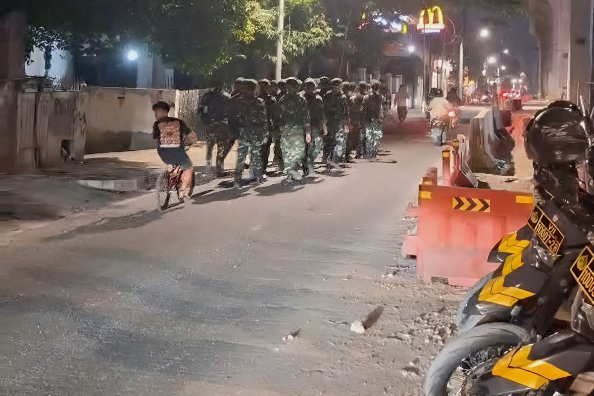 Usai Bentrokan Maut di Menteng, Jalan Tambak Jakarta Pusat Masih Dijaga Aparat