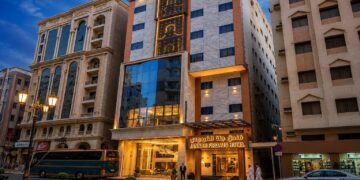 LAYANAN TERPADU: Hotel Jannah Firdaus Makkah berlokasi di kawasan Ajyad, Bir Bililah, Arab Saudi. Jaraknya sekitar 5–7 menit berjalan kaki dari Masjidil Haram. (Foto: Dok./Jannah Firdaus Tour and Travel)