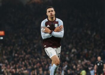 AKSI SELEBRASI: Ekspresi Morgan Rogers usai membobol gawang Manchester United pada Minggu (21/12/2025). (Foto:(c) Aston Villa Official)