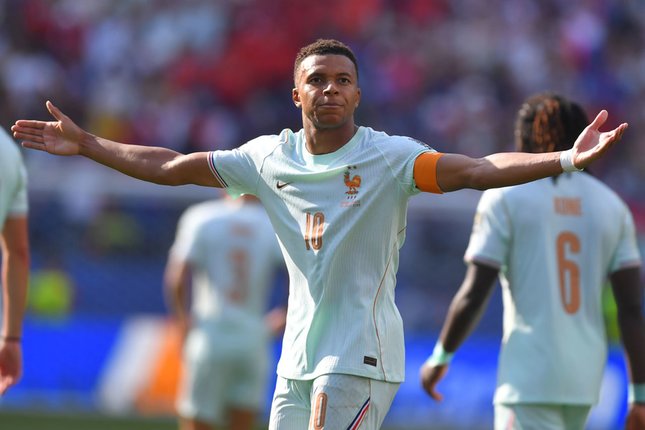 Jelang Laga Patah Hati Prancis vs Inggris 2 NASIB SAMA: Ekspresi Kylian Mbappe usai membobol gawang Timnas Maroko di perempat final Piala Dunia 2026 pada Jumat (10/7/2026). (Foto:(c) AP Photo/Steven Senne)