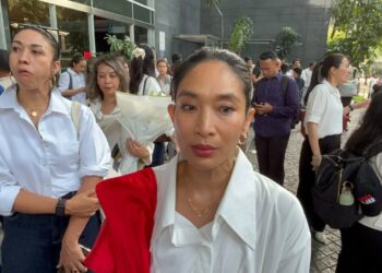 Tangis Pecah di Ruang Sidang, Happy Salma Terpukul Nadiem Makarim Divonis 10 Tahun Penjara