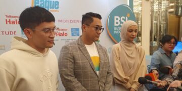 Bukan Lagi Satu Tim, Shireen Sungkar dan Rezky Aditya Justru Saling Tantang di Turnamen Padel