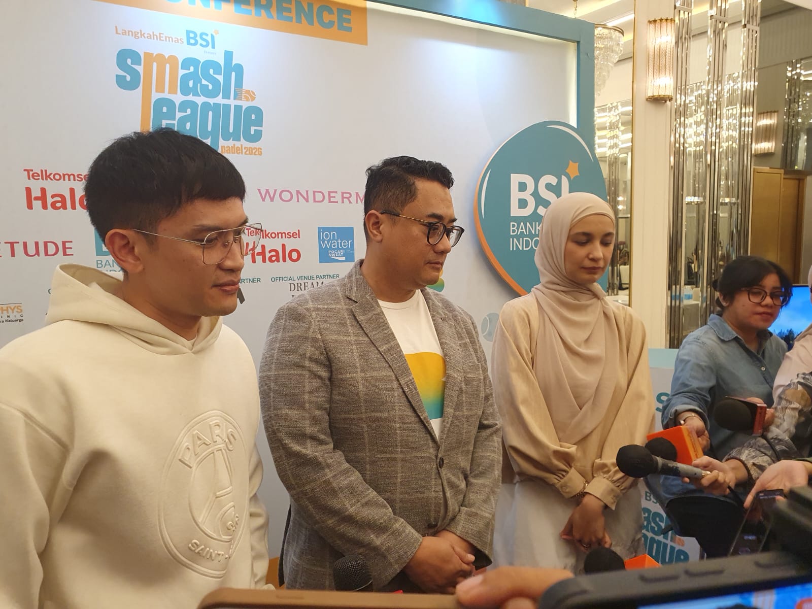 Bukan Lagi Satu Tim, Shireen Sungkar dan Rezky Aditya Justru Saling Tantang di Turnamen Padel