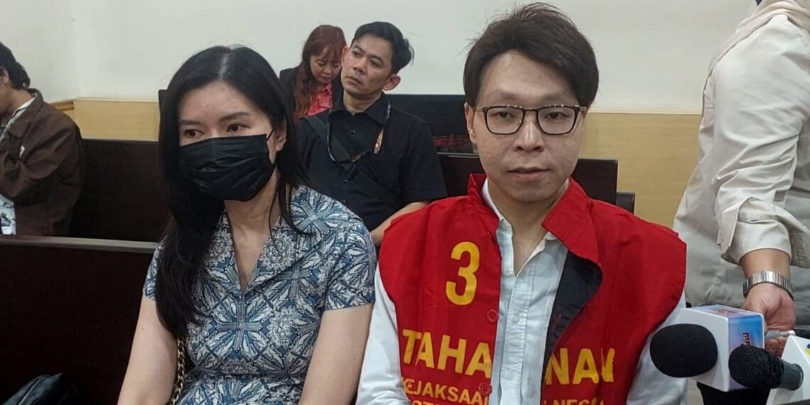 Saksi Tak Hadir, Sidang Kasus Dokter Richard Lee Ditunda Pekan Depan 1 Saksi Tak Hadir, Sidang Kasus Dokter Richard Lee Ditunda Pekan Depan