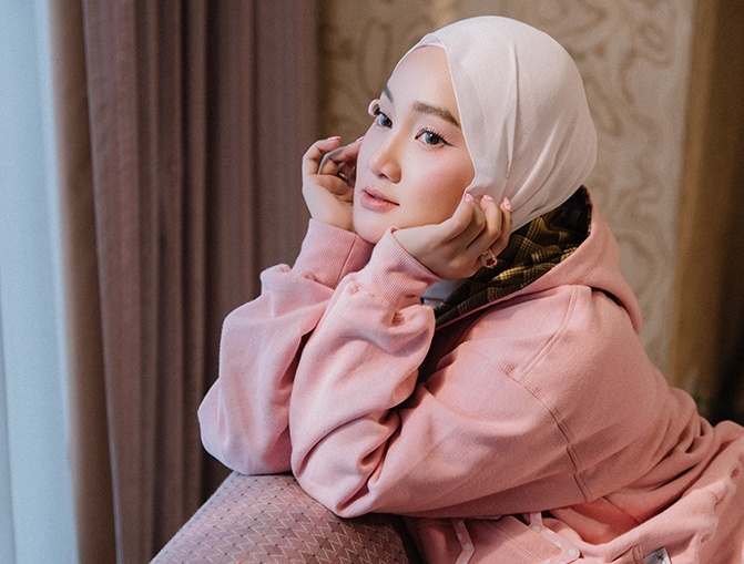 Fatin Hadirkan Warna Baru Lewat Single “Tidur Siang”